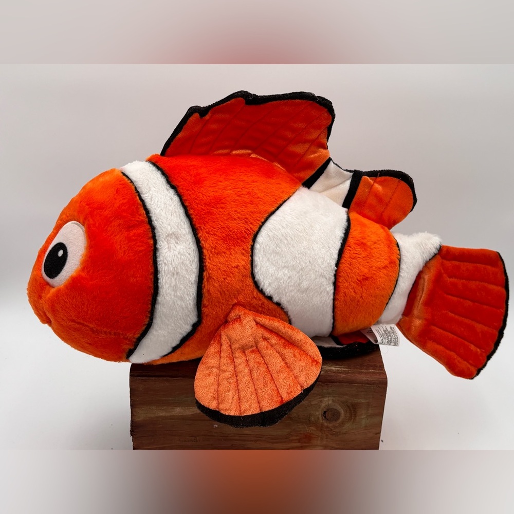 Disney Finding Nemo “Nemo” 19 Inch Plush - Picture 5 of 9